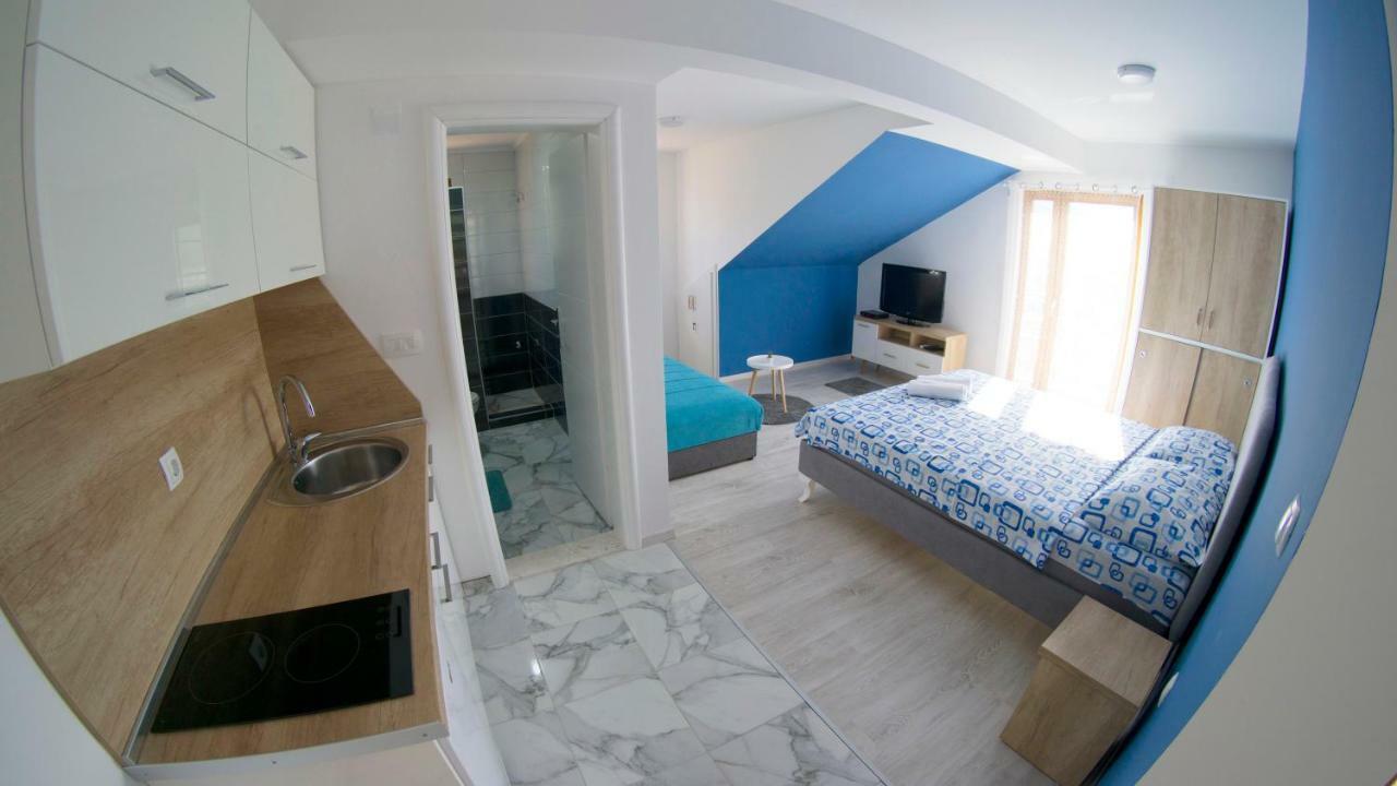 Apartments Ena Τρέμπινιε Εξωτερικό φωτογραφία