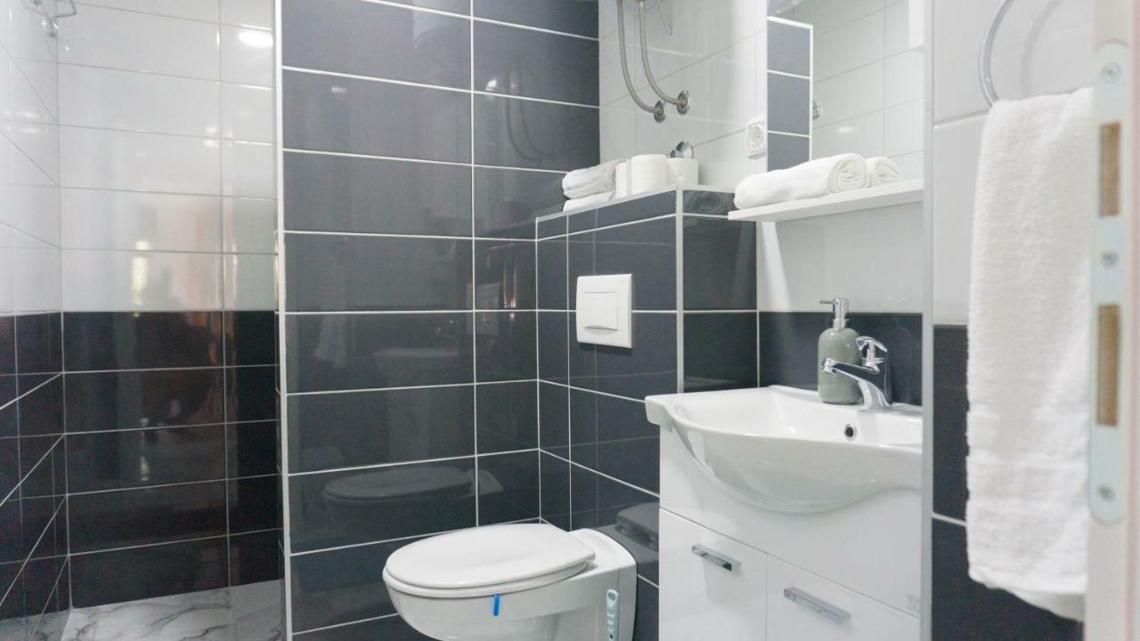 Apartments Ena Τρέμπινιε Εξωτερικό φωτογραφία